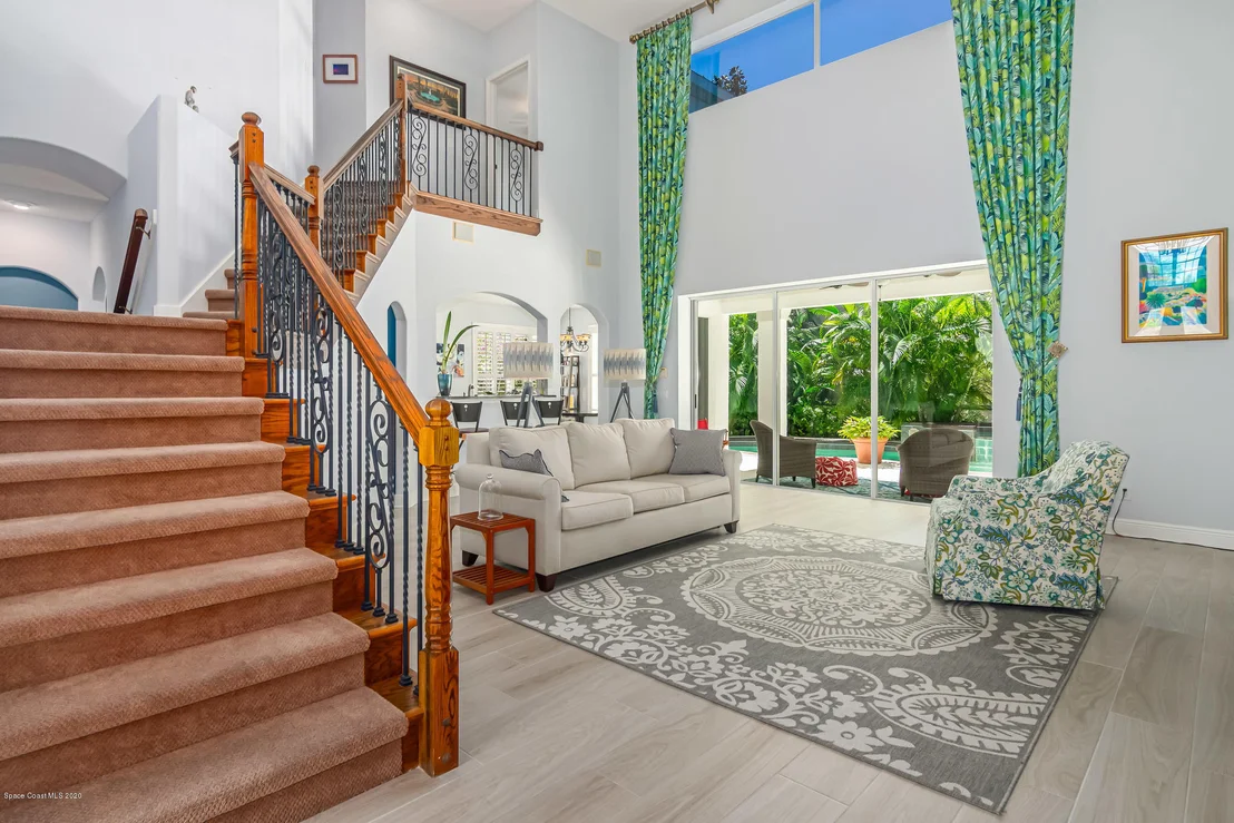 Photo of 5845 Newbury Circle