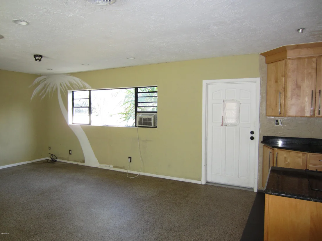 Photo of 240 Avenida De La