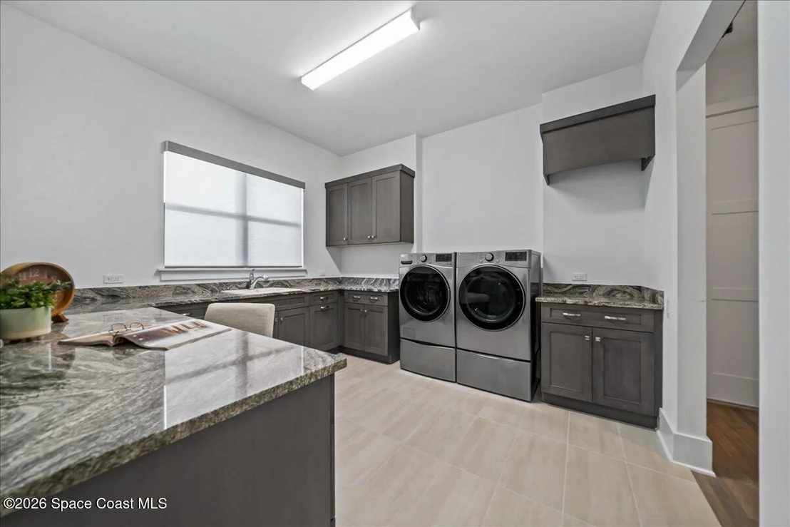 Photo of 3769 Lake Adelaide Place