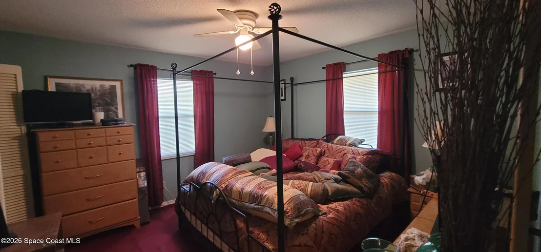Photo of 2014 Willow Oak Drive