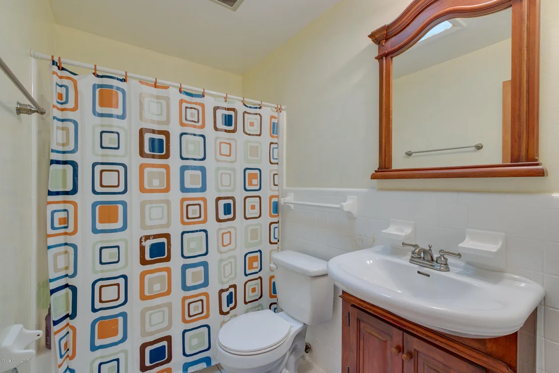 Photo of 1059 La Paloma Drive