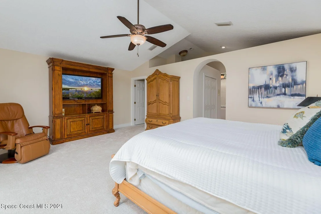 Photo of 701 Oak Park Drive