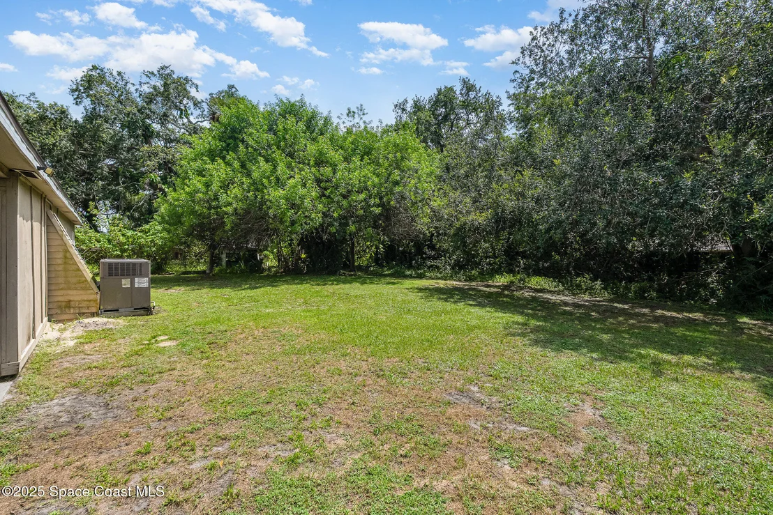 Photo of 209 Plumosa Drive