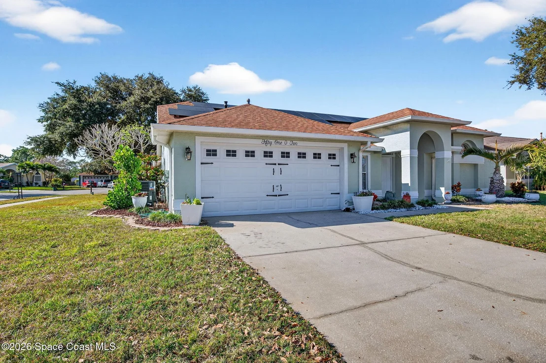 Photo of 5102 Cocoplum Avenue