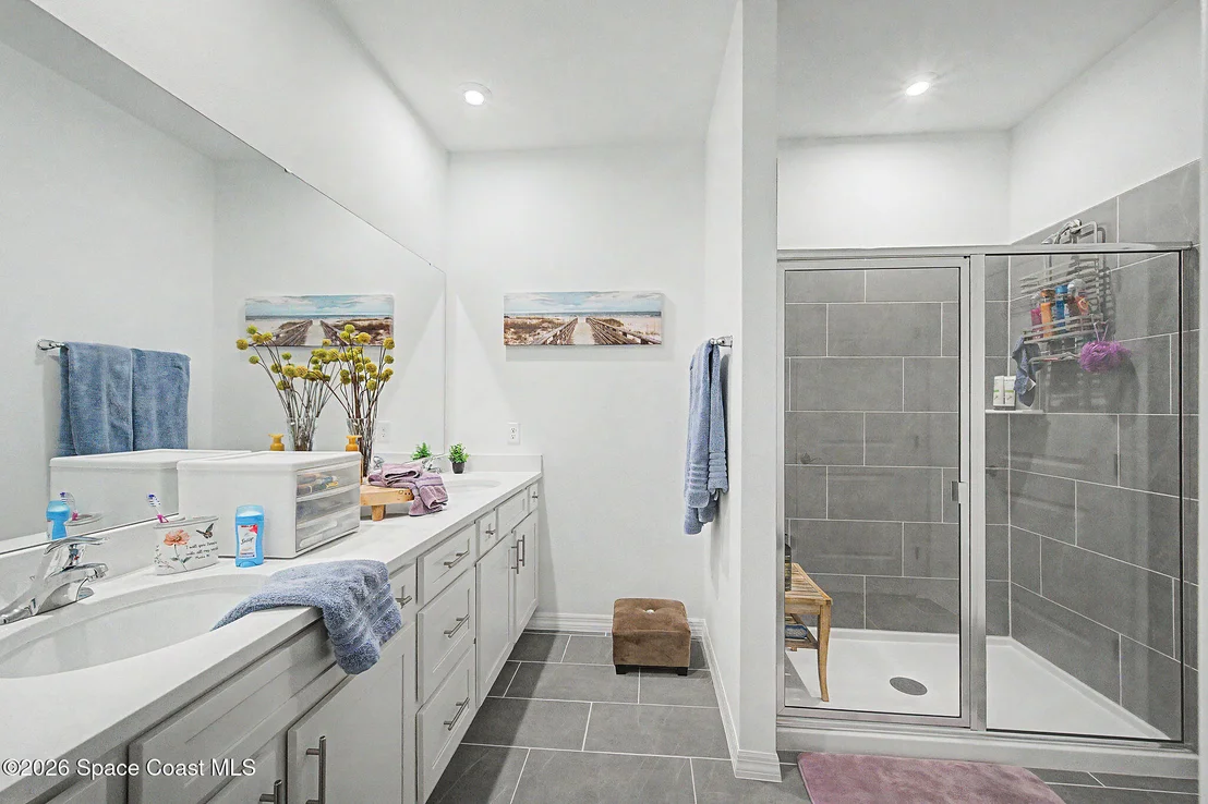 Photo of 703 Rockaway Lane