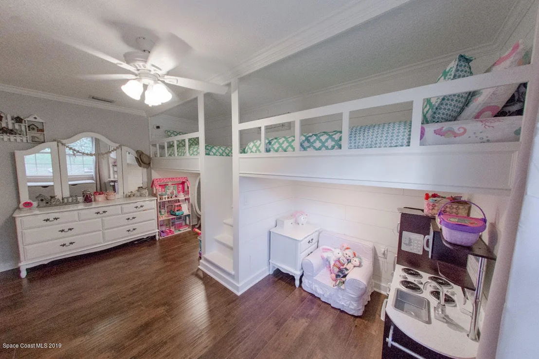 Photo of 3940 Lake Washington Road