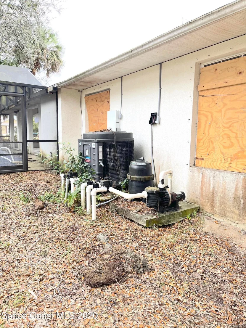 Photo of 1200 Buffing Circle SE