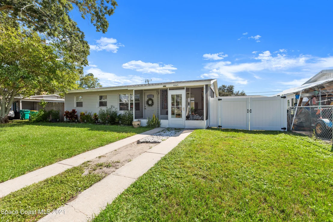 Photo of 4163 Robinhood Drive