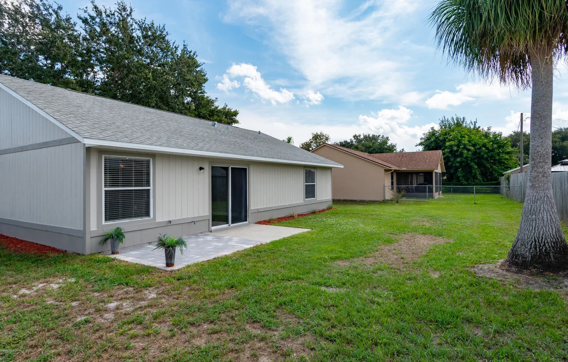 Photo of 823 Emerald Way
