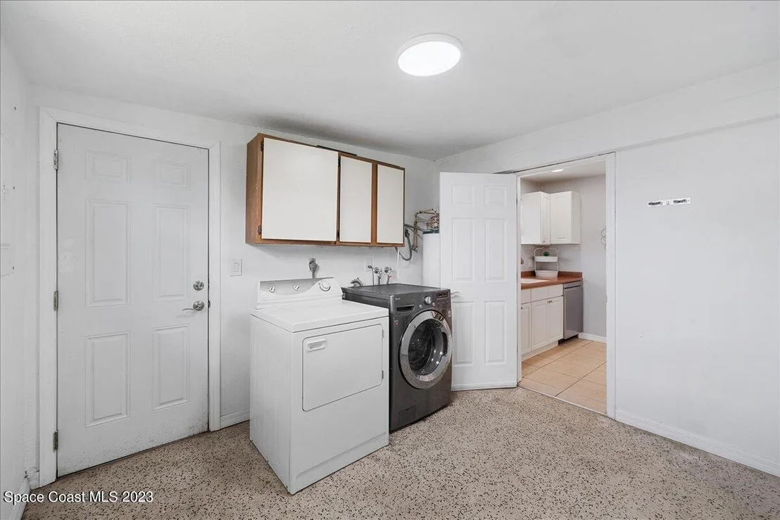 Photo of 2559 Floridiane Drive