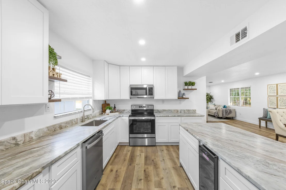 Photo of 2300 Cox Road