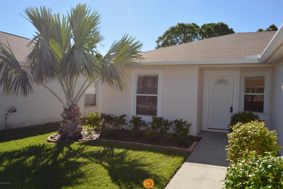 Photo of 520 Benton Drive