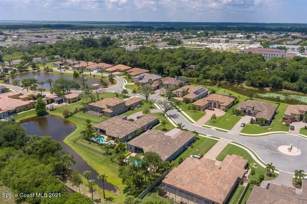 Photo of 823 Lorenza Place