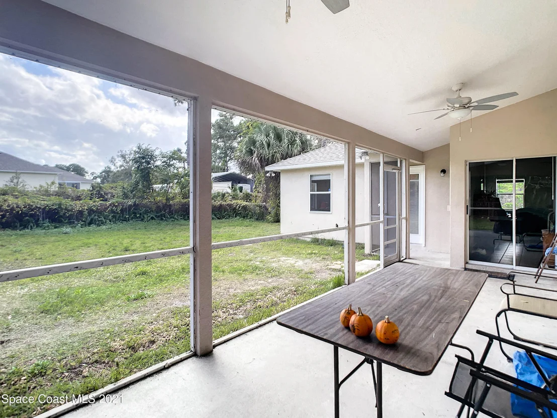 Photo of 3655 Felda Street