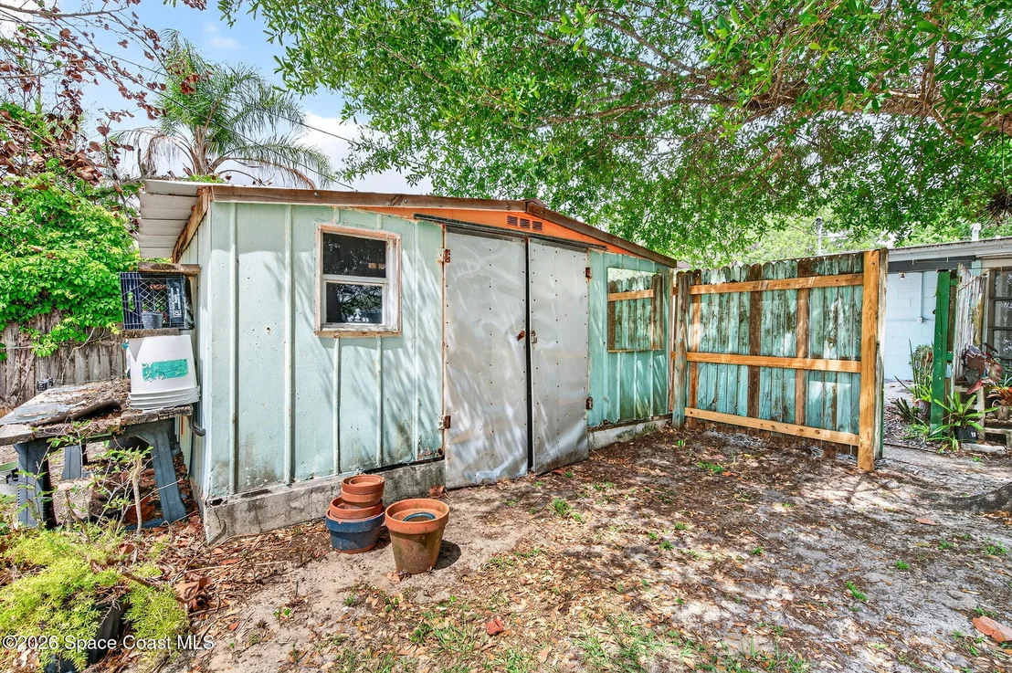 Photo of 2737 Cherbourg Road
