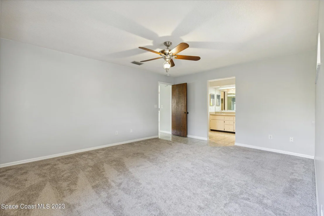 Photo of 1201 Harbor Town Circle