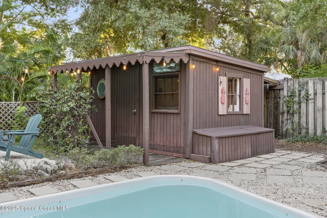 Photo of 597 Old Oak Street