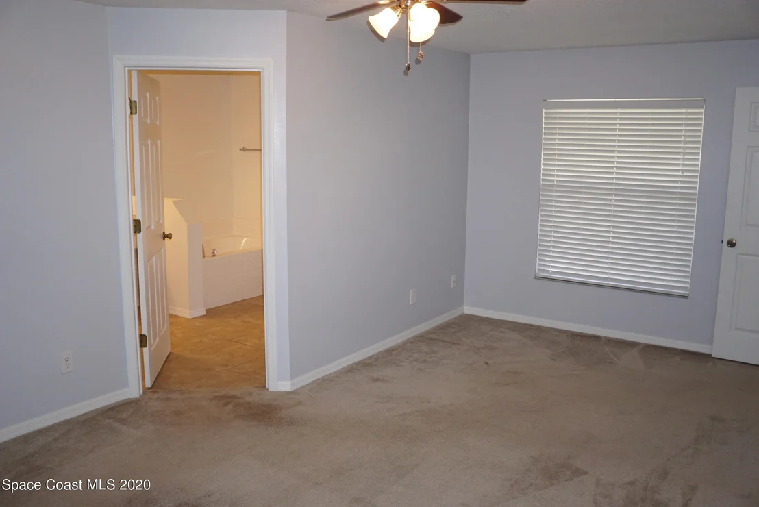 Photo of 1101 Morgan Circle NE