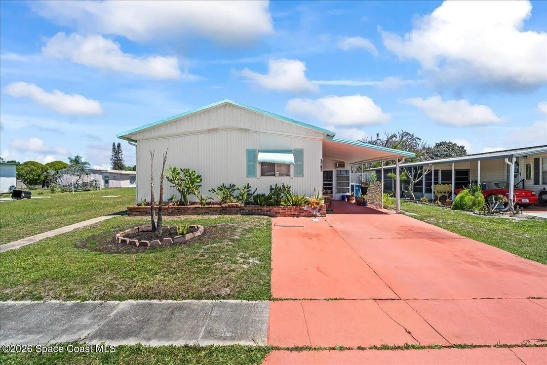 Photo of 1797 Coco Plum Street NE