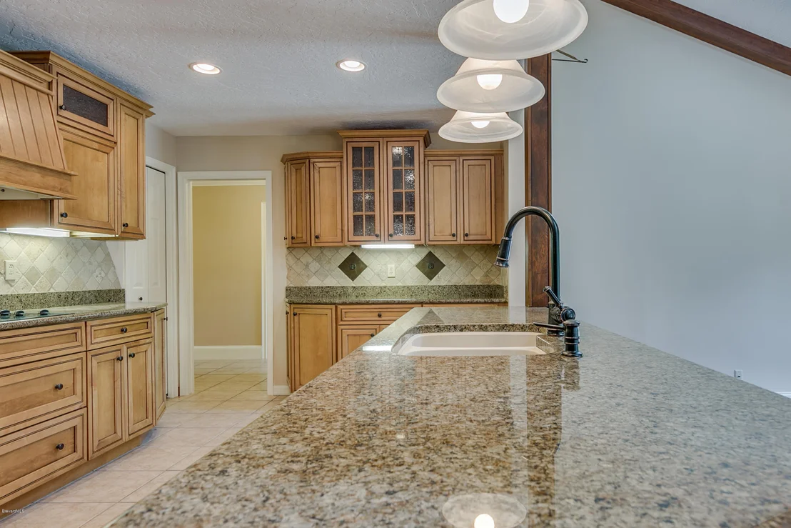 Photo of 4565 Lake Washington Road