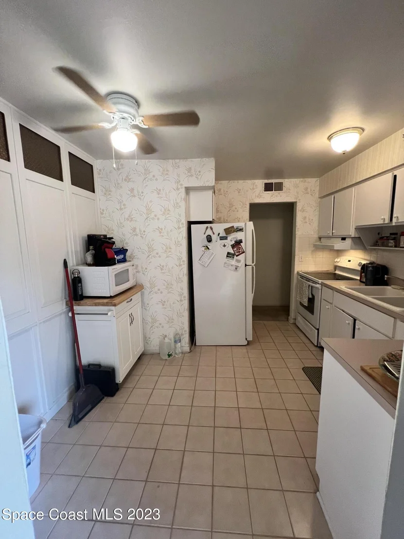 Photo of 612 Teak Drive