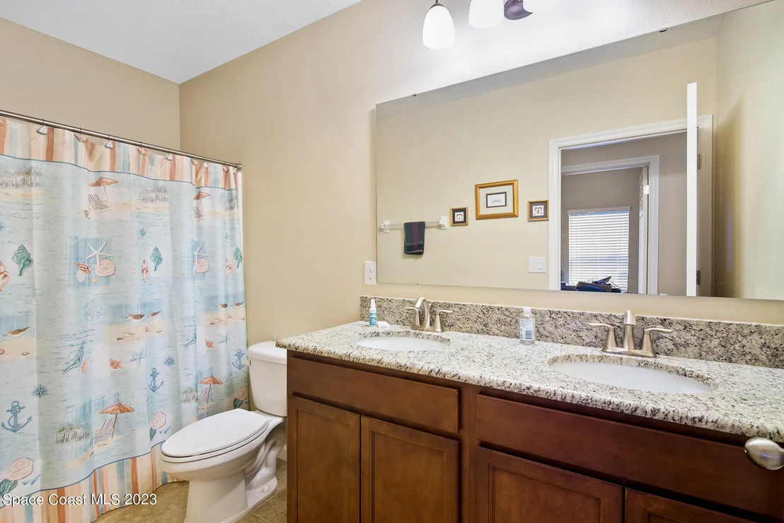 Photo of 980 Dillard Drive SE