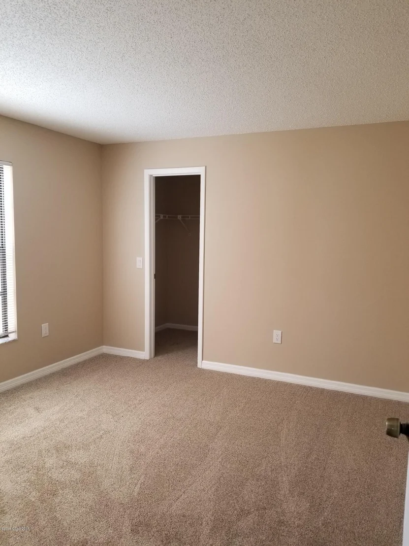 Photo of 1660 Clover Circle