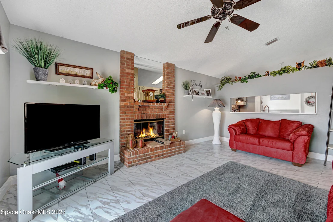 Photo of 6830 Whitetail Court