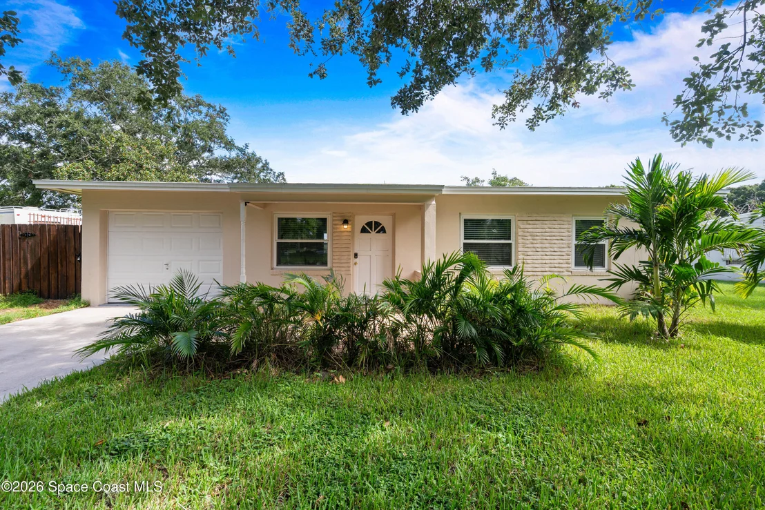 Photo of 620 Lund Circle