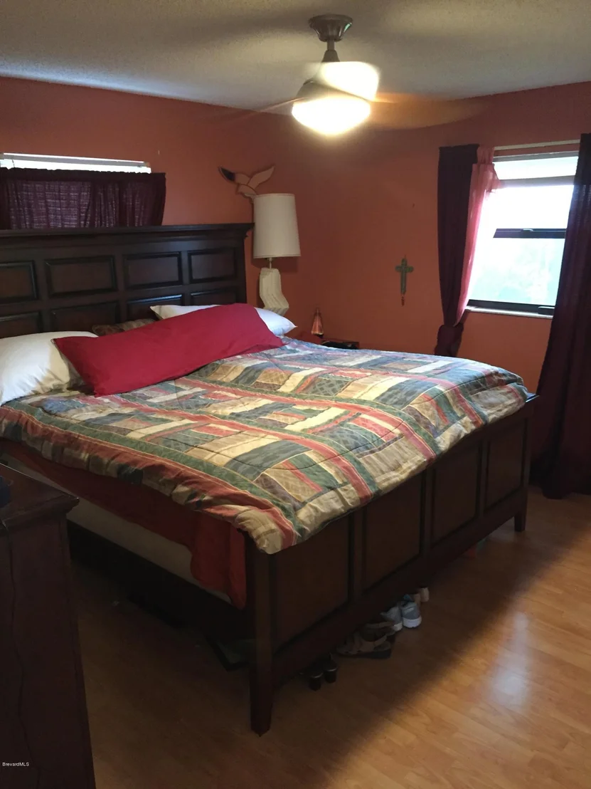 Photo of 1124 Hermosa Drive