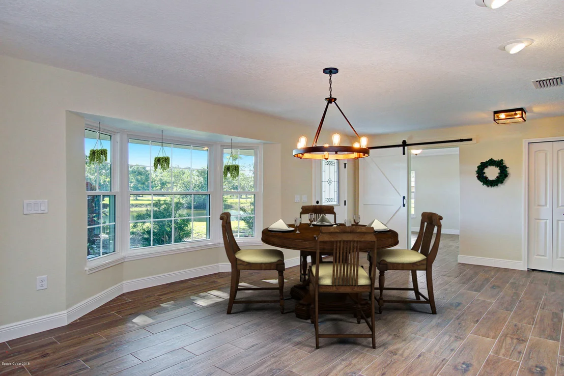 Photo of 4380 Country Road