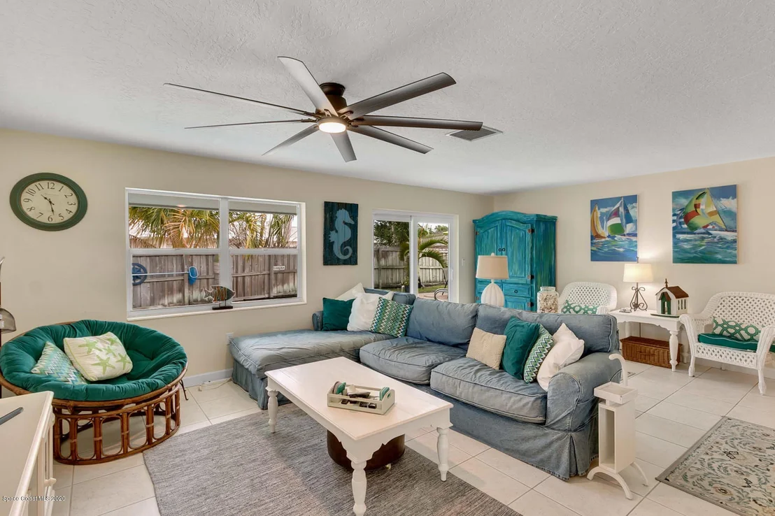 Photo of 570 Bahama Drive