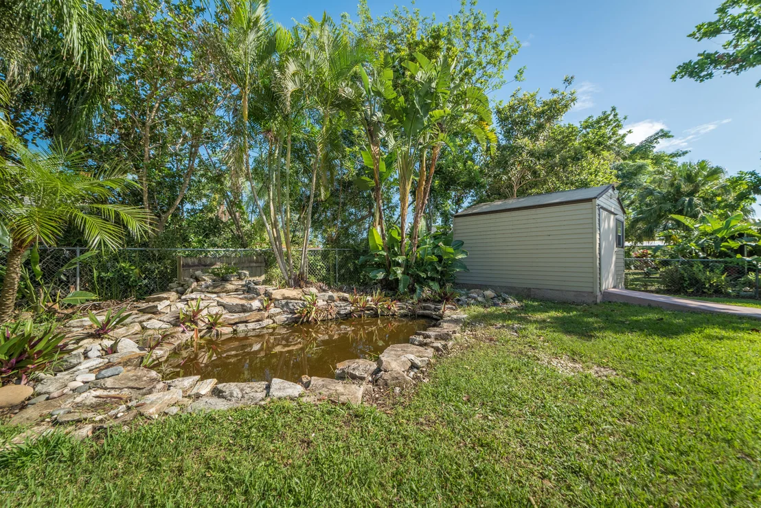 Photo of 1507 Meadowbrook Road NE