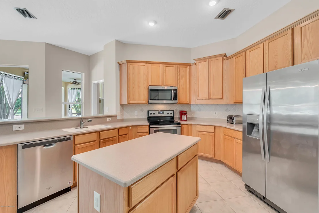 Photo of 562 Carmel Drive