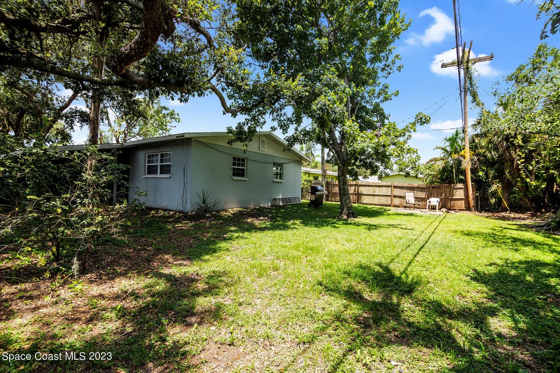 Photo of 2429 Victor Road