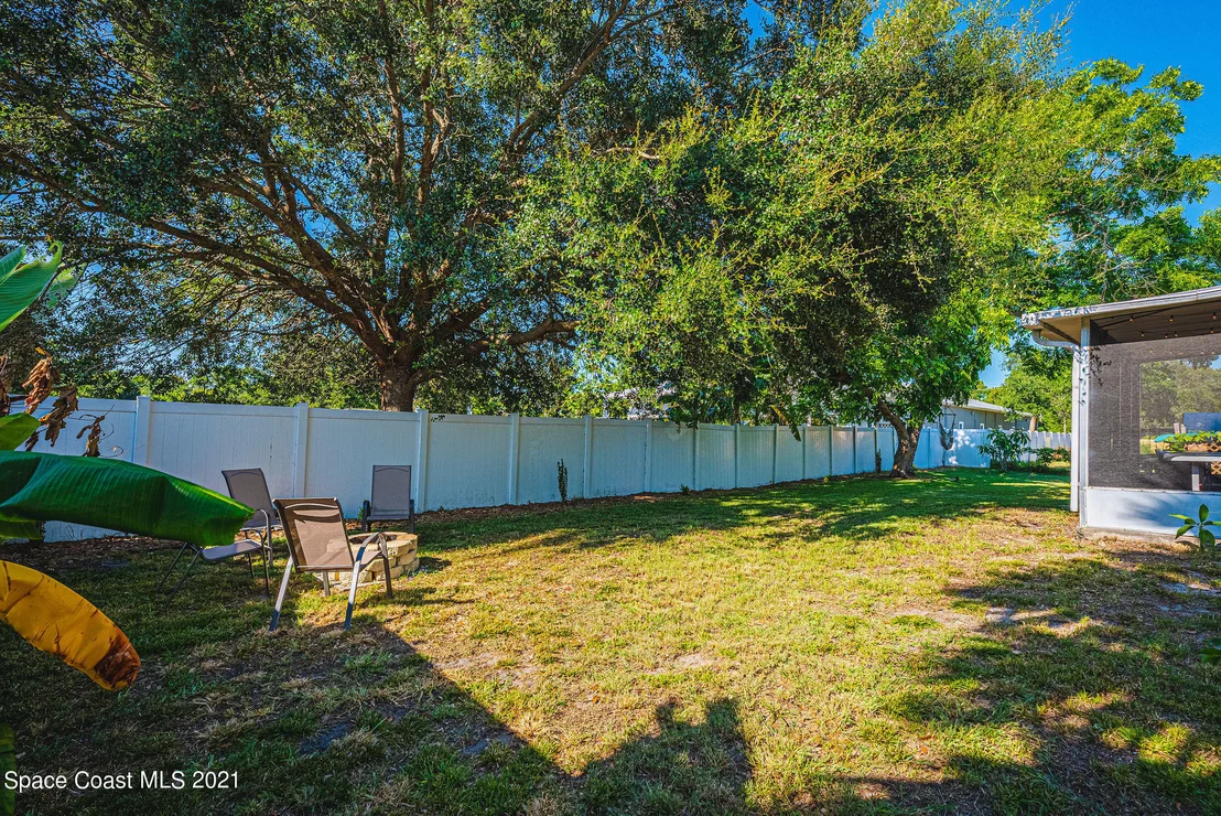 Photo of 818 Hanover Court