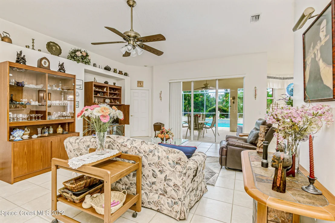 Photo of 796 Suntree Woods Drive