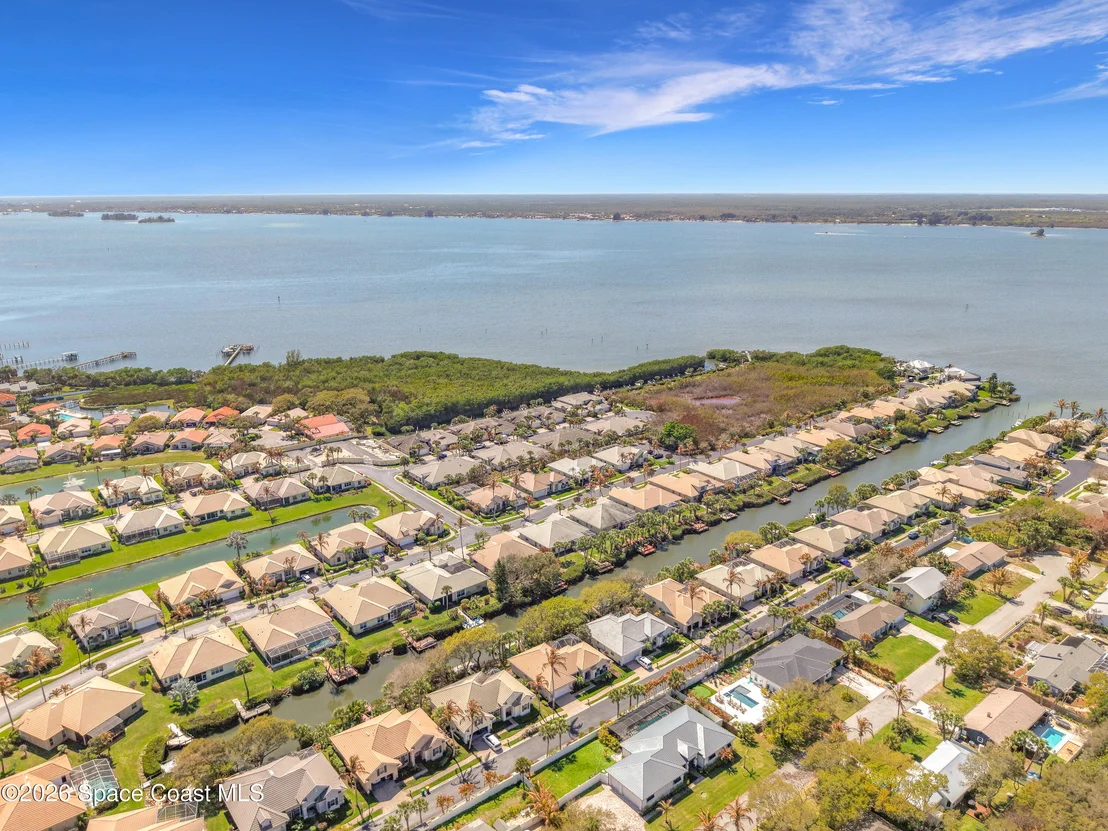Photo of 383 Pentland Drive