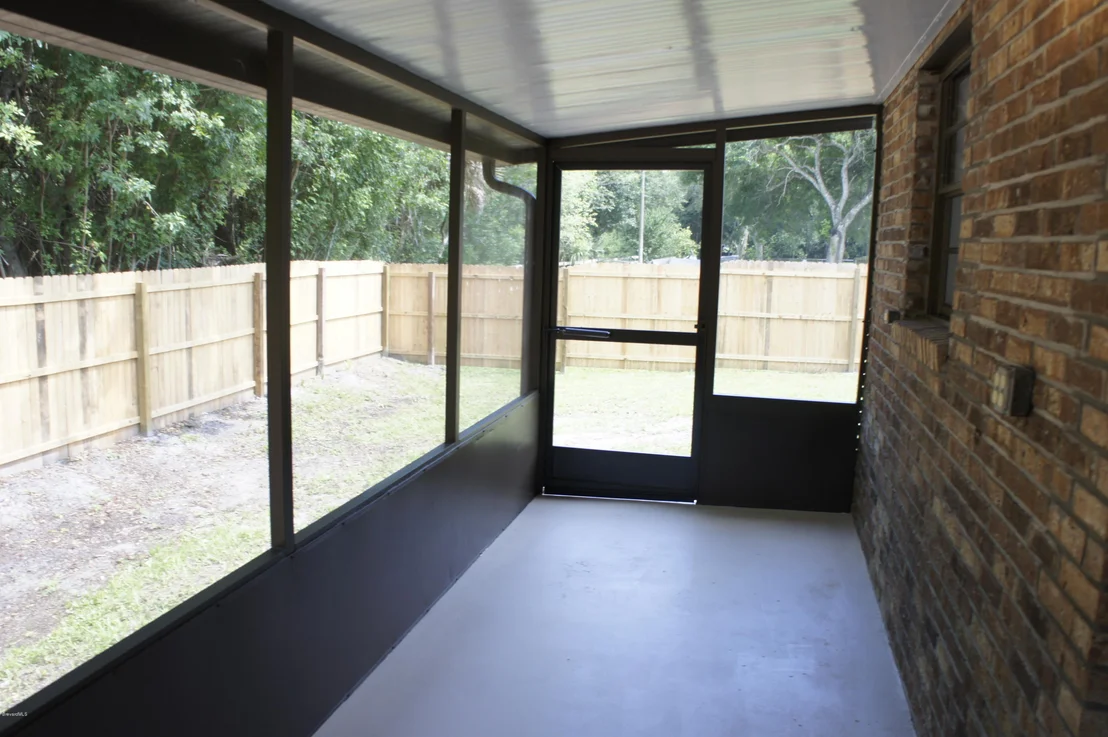 Photo of 1833 Oakwood