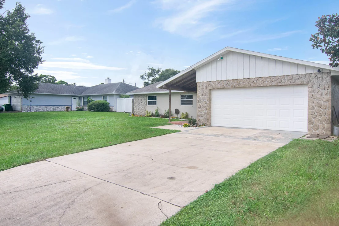Photo of 4102 Skyway Drive