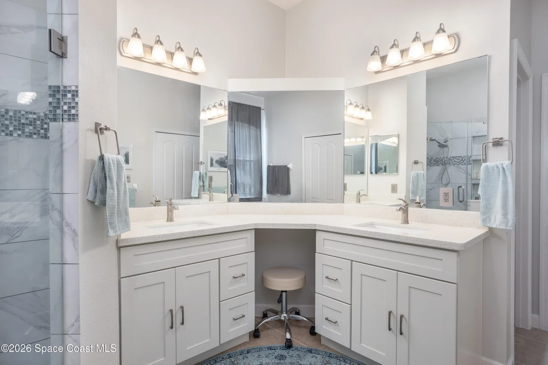 Photo of 4757 Alamanda Drive