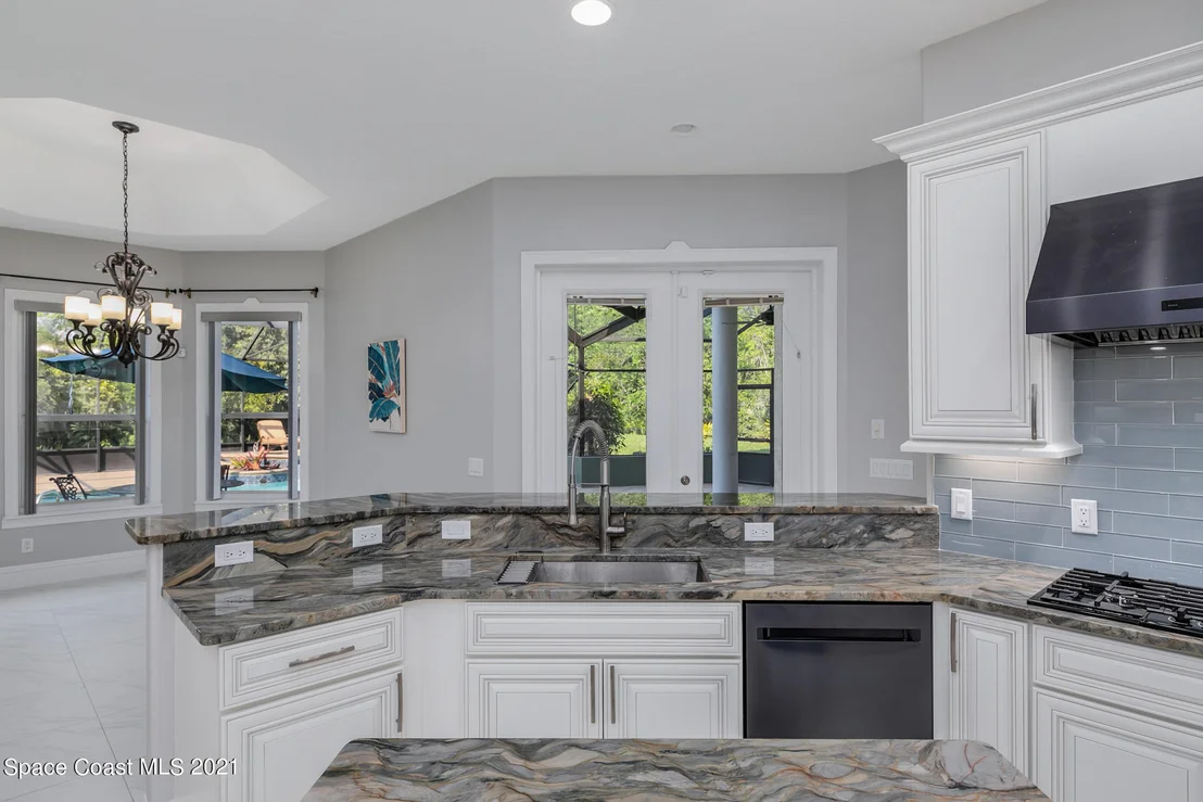 Photo of 3520 Charlton Place