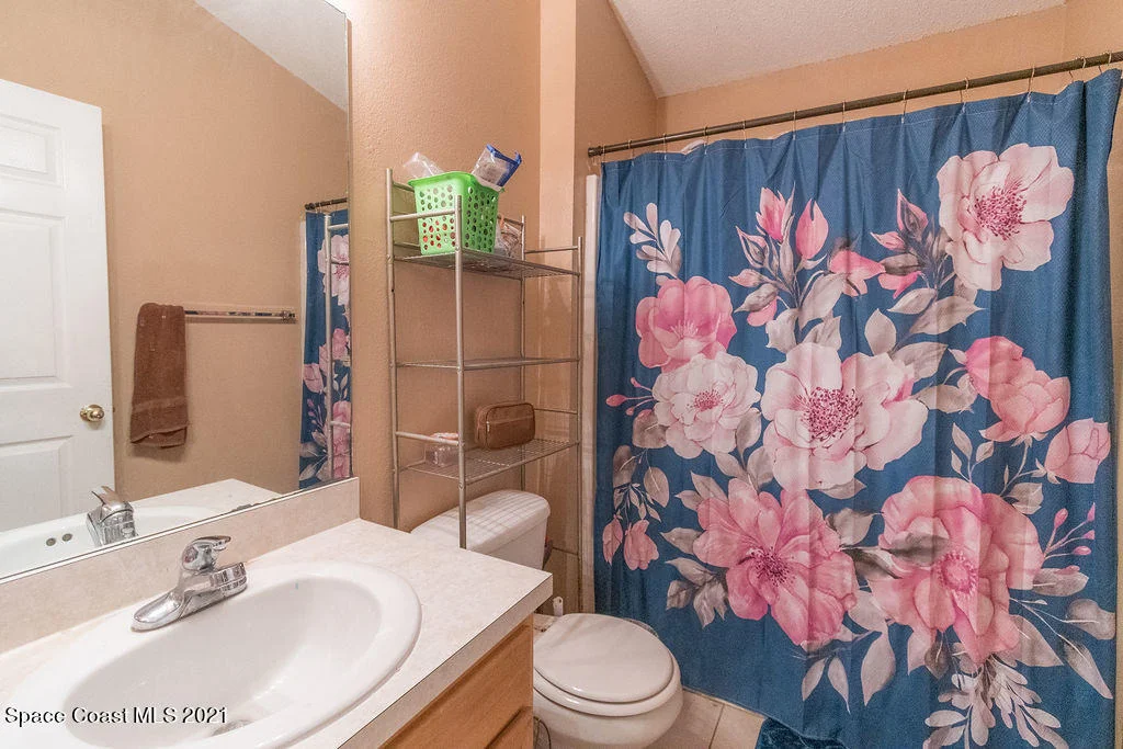 Photo of 2440 Bridgeport Circle