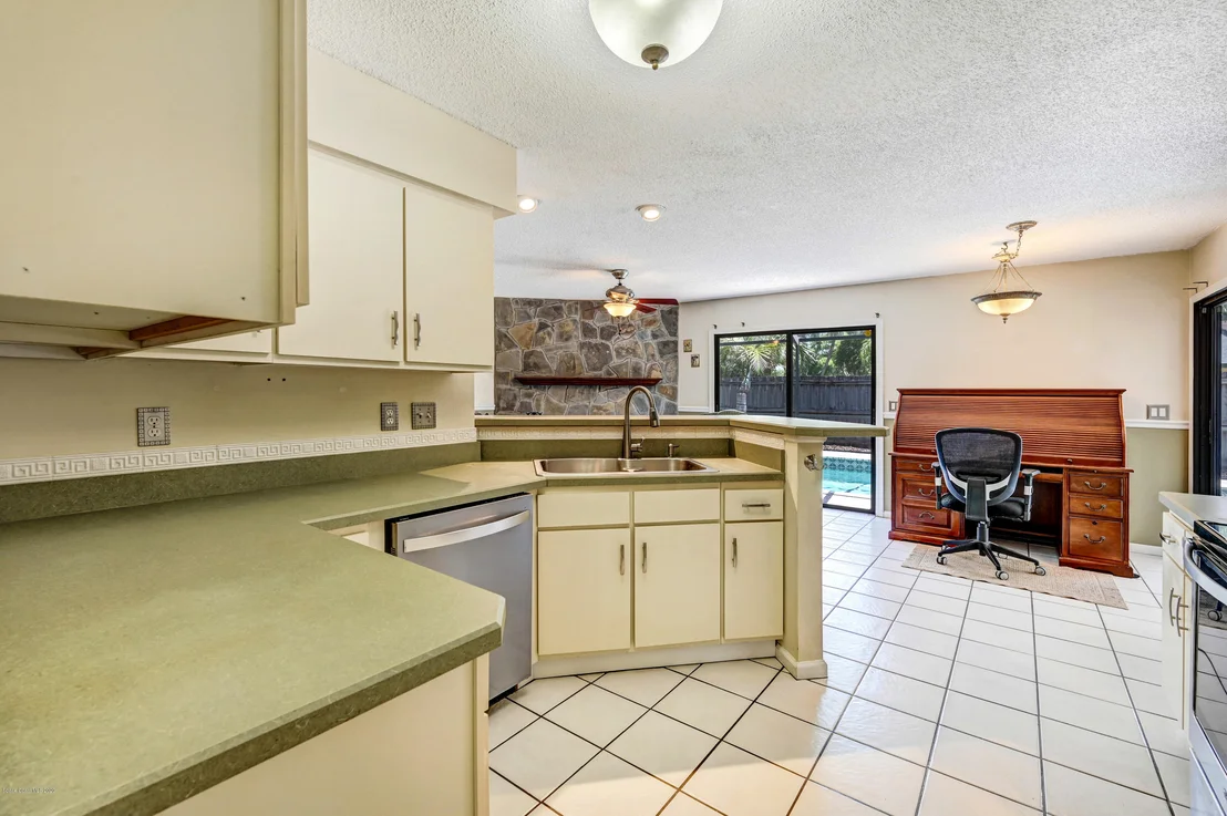 Photo of 1250 Walnut Grove Way