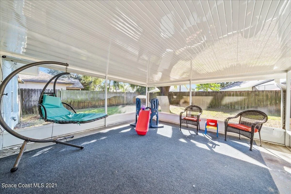 Photo of 1041 Jacaranda Circle