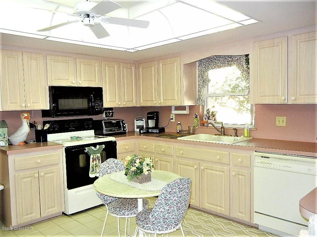 Photo of 1907 Cedar Lane
