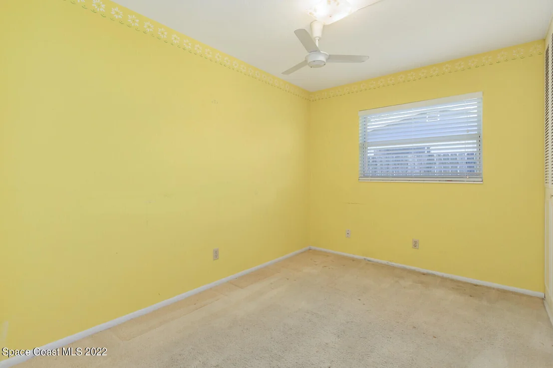 Photo of 2205 Lakeview Drive