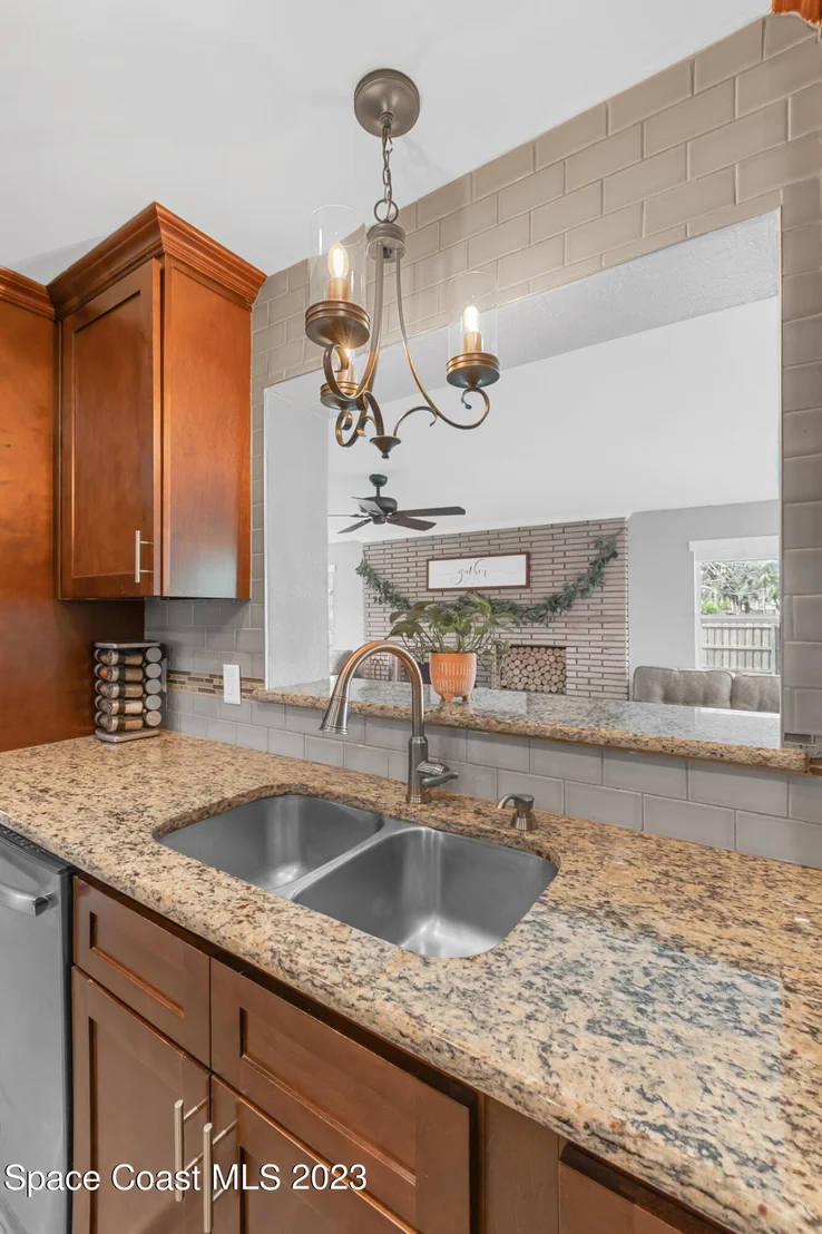 Photo of 2410 Scenic Drive
