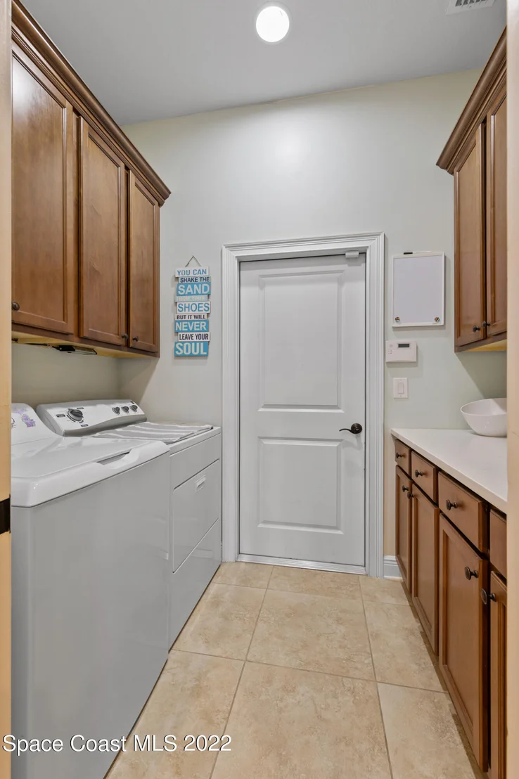 Photo of 130 7th Avenue