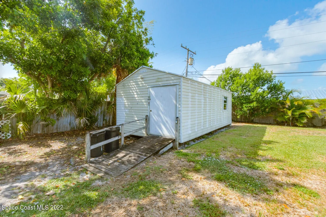 Photo of 505 Coral Drive